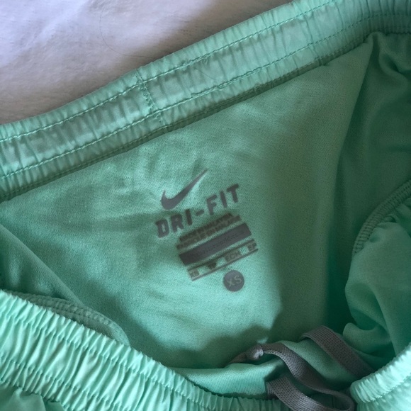 NIKE Dri Fit Running Shorts - Picture 4 of 6